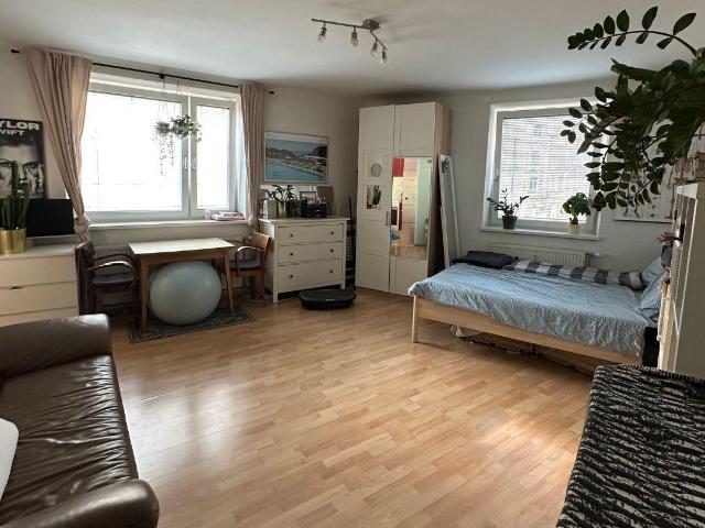 Helle 1 Zimmer Wohnung nähe Karmelitermarkt / Perfekt für Student:innen & Berufseinsteiger:innen