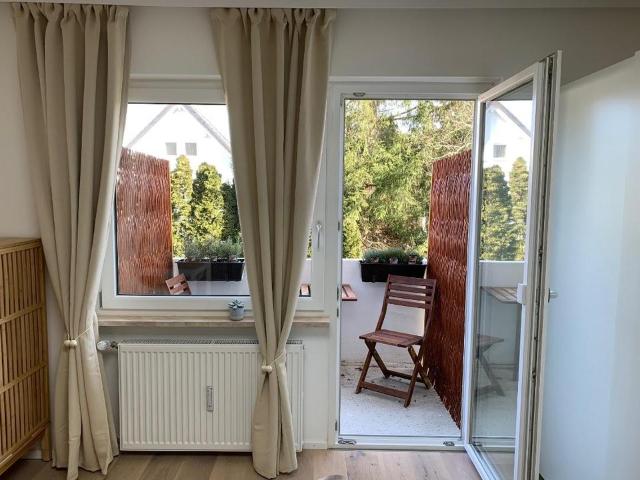 helle 1 Zimmer Wohnung im Fasangarten zu vermieten *voll möbliert