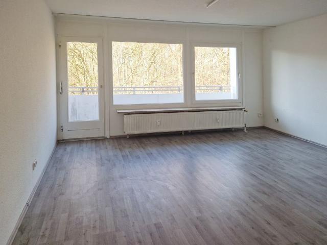 Helle 1 Zimmer Wohnung in Köln aktuell in Renovierung!