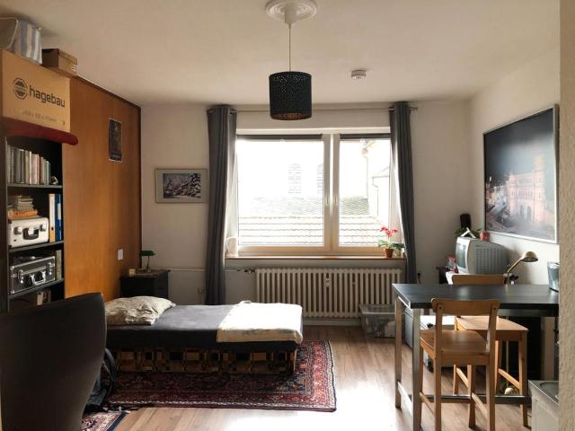 Helle 1 Zimmer Wohnung in zentraler und ruhiger Lage