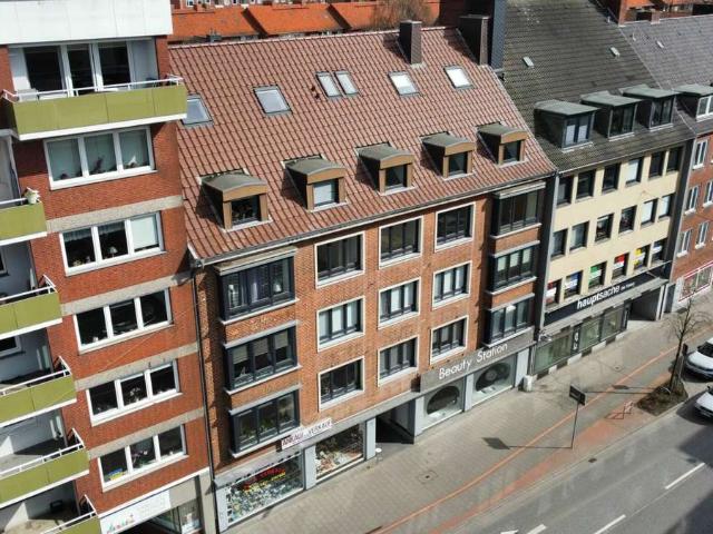 Helle 1 Zimmer Dachgeschosswohnung in Bremerhaven!