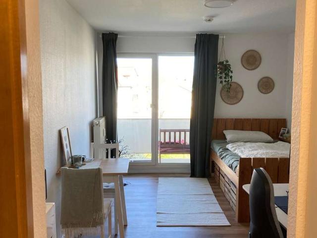 Helle 1 Zimmerwohnung in Uninähe mit Tiefgaragenstellplatz
