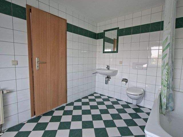 Helle 2 Raum Dachgeschosswohnung mit großzügigem Wohnbereich