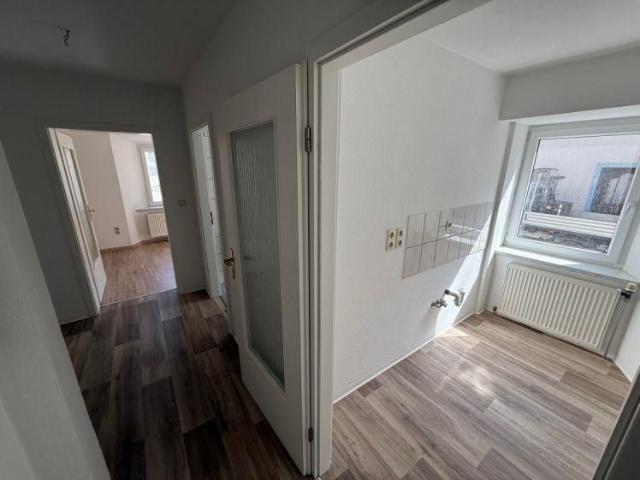 Helle 2 Raum Hochparterre Wohnung in Auma