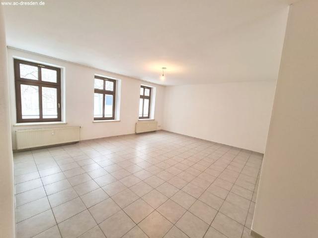 Helle 2 Raum Wohnung in einem sanierten Gründerzeithaus in ruhiger Lage im Stadtteil Chemnitz Hilbersdorf