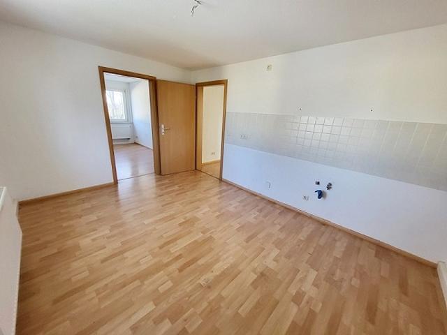 Helle 2 Raum Wohnung in ruhiger Lage