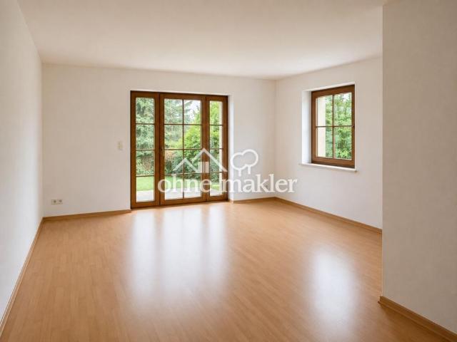 Helle 2 Raum Wohnung in ruhiger Lage mit Terrasse