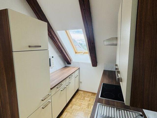 Helle 2 Zi Dachgeschoß Wohnung mit Stellplatz in Fernitz Mellach, 73m²