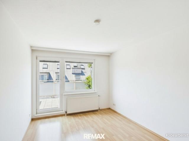 Helle 2 Zi DG Wohnung in 1140 Wien mit 2 Terrassen Ost & West nahe Schönbrunn