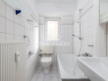 Helle 2 Zimmer Whg nähe Rathaus und THM EG, Küche Neu