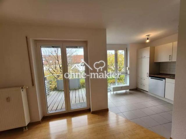 Helle 2 Zimmer Wohlfühloase mit Balkon in KA Hagsfeld