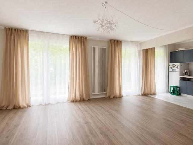 Helle 2 Zimmer Wohnung mit Terasse und Einbauküche in Bernau Waldsiedlung