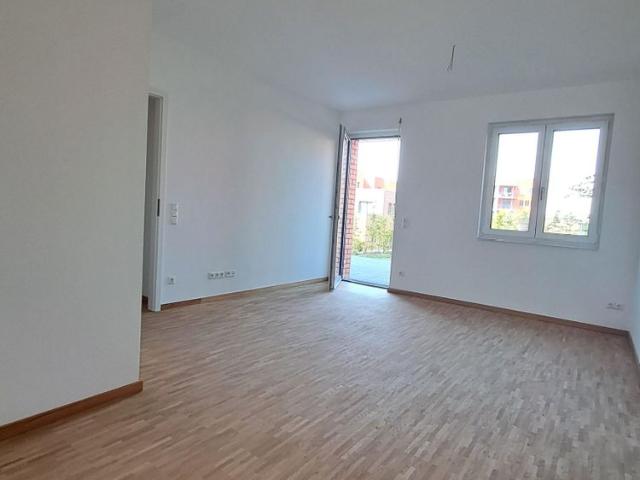 Helle 2 Zimmer Wohnung mit Terrasse und Balkon Einziehen und Wohlfühlen!