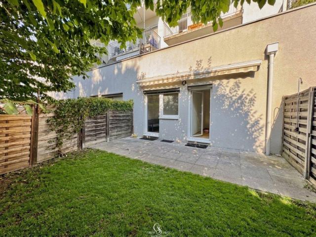 Helle 2 Zimmer Wohnung mit Terrasse, Eigengarten und Stellplatz in Graz Straßgang