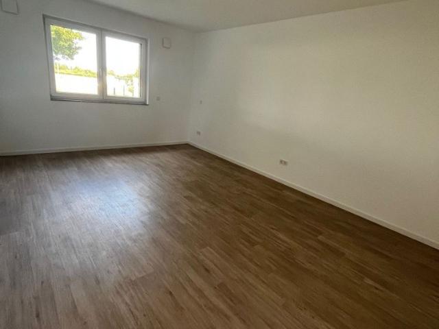 Helle 2 Zimmer Wohnung mit Terrasse in Düren