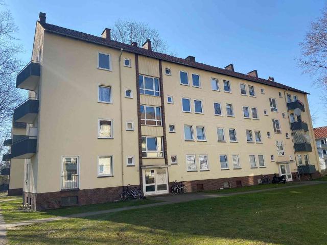 Helle 2 Zimmer Wohnung mit Balkon