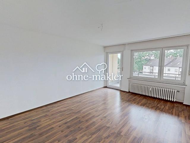 Helle 2 Zimmer Wohnung mit BALKON