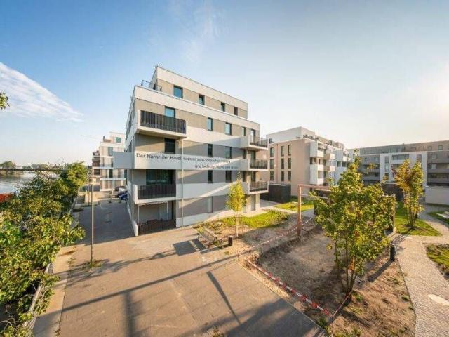 Helle 2 Zimmer Wohnung mit Balkon barrierefreie Objektgestaltung provisionsfrei