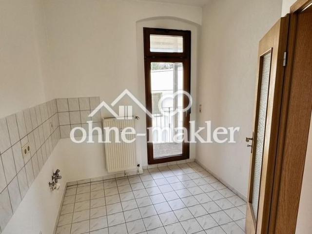 Helle 2 Zimmer Wohnung mit Balkon & EBK in ruhiger Lage – ideal für Singles