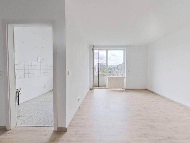 Helle 2 Zimmer Wohnung mit BALKON in Berlin Köpenick in unmittelbarer Nähe zur Dahme