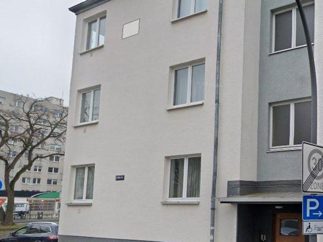 Helle 2 Zimmer Wohnung mit Balkon in Köln Zollstock