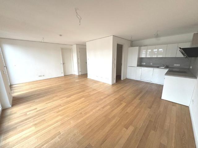 Helle 2 Zimmer Wohnung mit Balkon in München Goethestraße