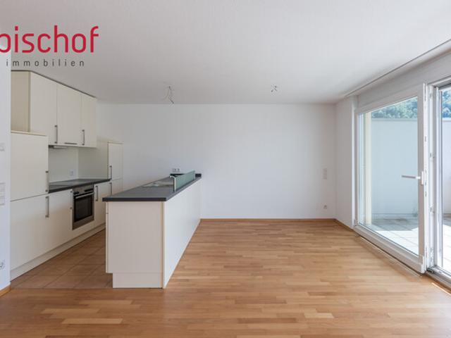 Helle 2 Zimmer Wohnung mit Balkon in ruhiger Lage zu verkaufen