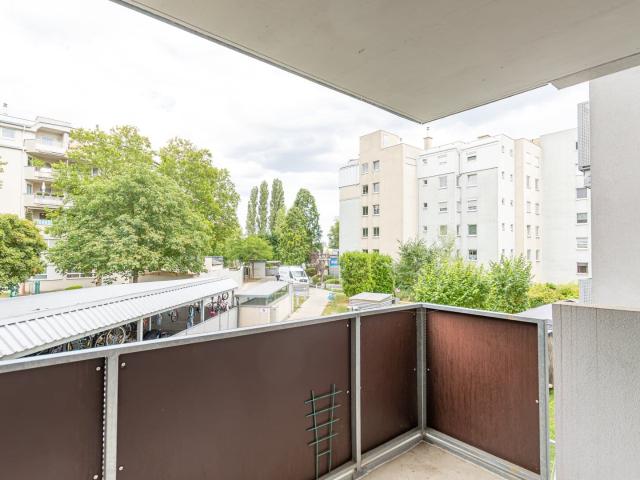 Helle 2 Zimmer Wohnung mit Balkon nahe S Bahn Jedlersdorf