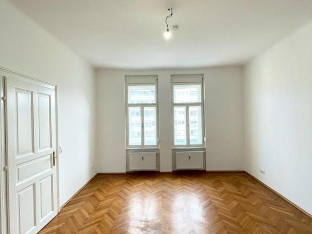 Helle 2 Zimmer Wohnung mit Balkon Provisionsfrei!