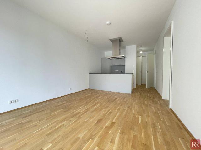 Helle 2 Zimmer Wohnung mit Balkon und durchdachtem Grundriss