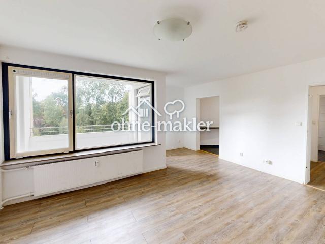Helle 2 Zimmer Wohnung mit BALKON und EINBAUKÜCHE