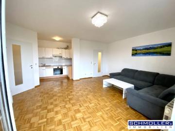 Helle 2 Zimmer Wohnung mit Balkon und Garage