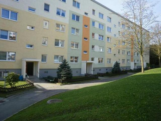 Helle 2 Zimmer Wohnung mit Balkon und herrlichem Erzgebirgsblick
