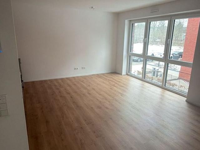 Helle 2 Zimmer Wohnung mit Balkon und komplett neuer Einbauküche in Osnabrück