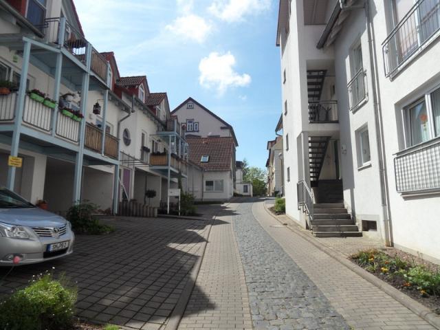 Helle 2 Zimmer Wohnung mit Balkon und TG Stellplatz