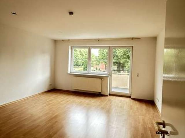 Helle 2 Zimmer Wohnung mit Balkon zu vermieten!