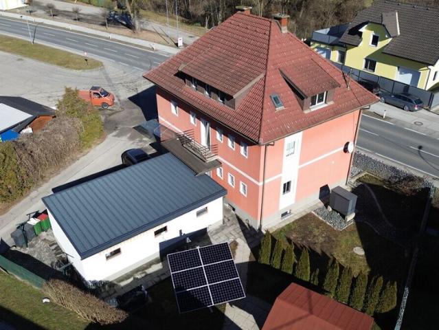 HELLE 2 ZIMMER WOHNUNG MIT CARPORT IN GUTER LAGE Brückl