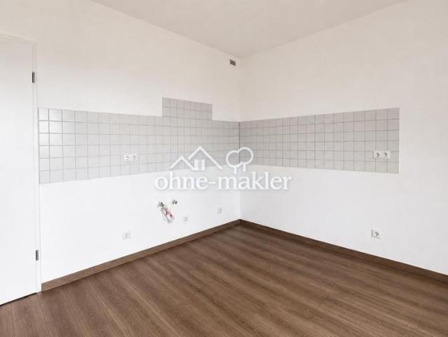 Helle 2 Zimmer Wohnung mit Einbauküche und Dachterrasse