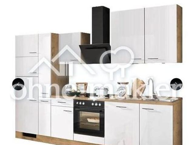 Helle 2 Zimmer Wohnung mit Einbauküche und Dachterrasse