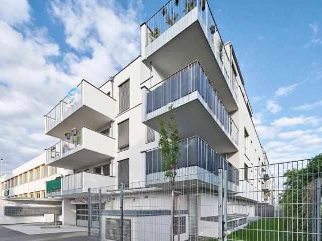 Helle 2 Zimmer Wohnung mit Garten in Ruhelage, in der Koloniestraße