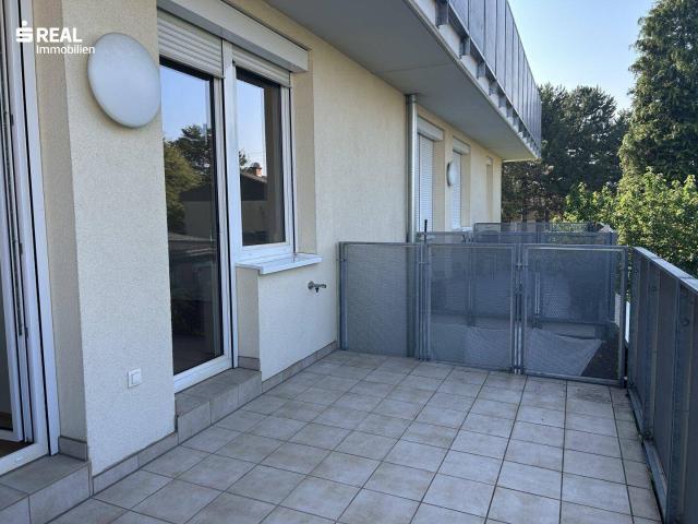 Helle 2 Zimmer Wohnung mit großer Terrasse und Carport in Graz Liebenau