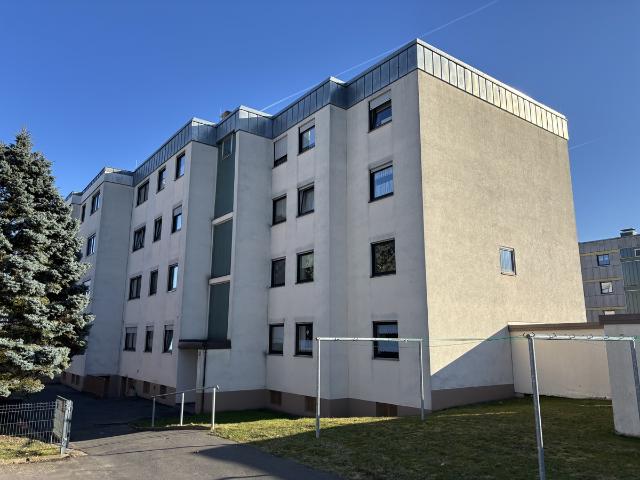Helle 2 Zimmer Wohnung mit klarem Grundriss und Balkon!