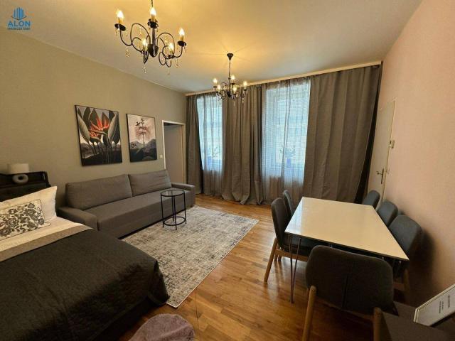 Helle 2 Zimmer Wohnung mit Klimaanlage im Schlafzimmer in Hoflage! mit Möbel möglich!