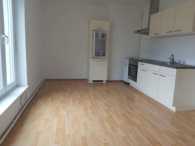 Helle 2 Zimmer Wohnung mit Küchenblock in Langenwang im Mürztal zu mieten !