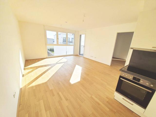 Helle 2 Zimmer Wohnung mit Loggia in der Koloniestraße!