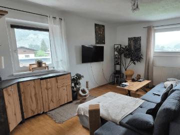 Helle 2 Zimmer Wohnung mit Parkplatz – ca. 60 m²