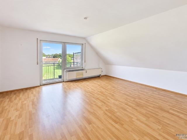 Helle 2 Zimmer Wohnung mit schönem Ausblick in Zirndorf Wintersdorf