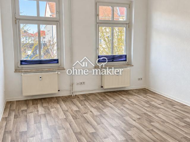 Helle 2 Zimmer Wohnung mit separater Küche und Tageslichtbad