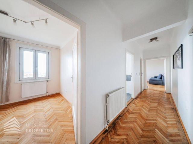 Helle 2 Zimmer Wohnung, Nähe Meiselmarkt