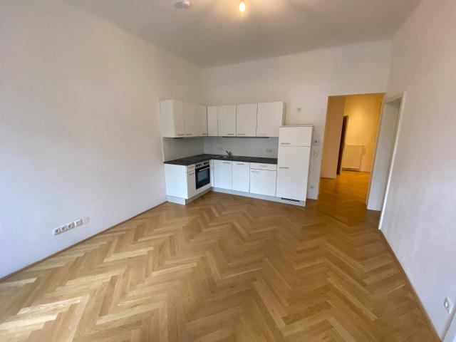 Helle 2 Zimmer Wohnung nahe Reumannplatz zu vermieten Provisionsfrei